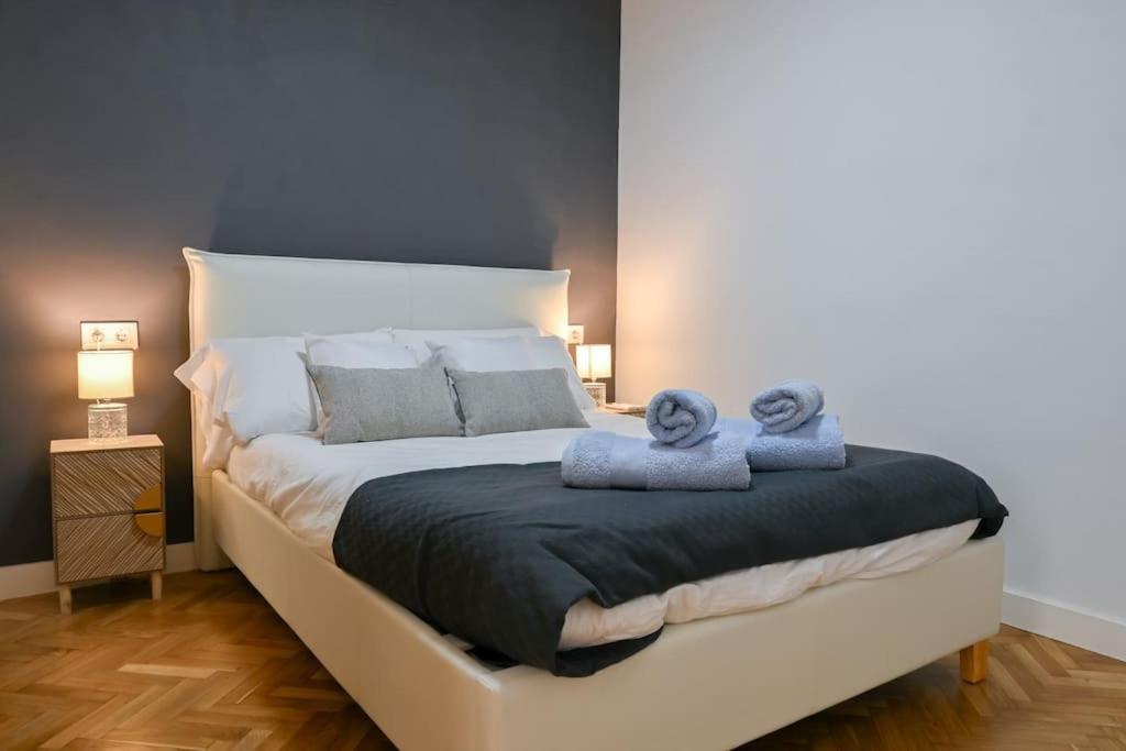 For You Rentals Apartamento Temporal Centrico De Dos Dormitorios Sil2 Мадрид Экстерьер фото